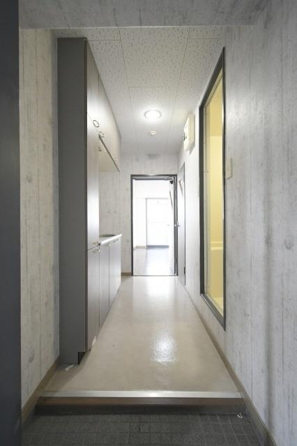 北九州市小倉北区江南町マンション 玄関