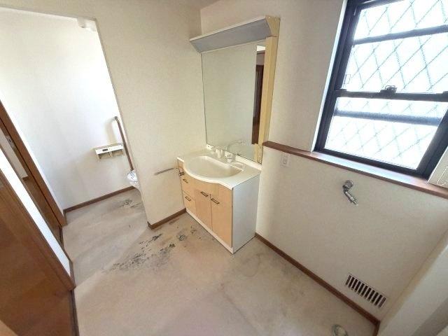 重住一丁目　戸建 洗面