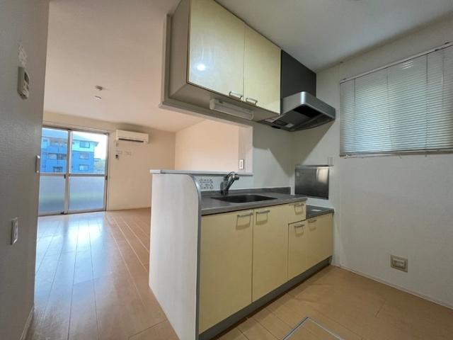 北九州市小倉南区南方アパート キッチン