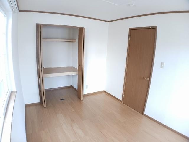 北九州市小倉南区津田新町アパート 収納