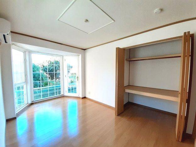 北九州市小倉南区下石田アパート 収納