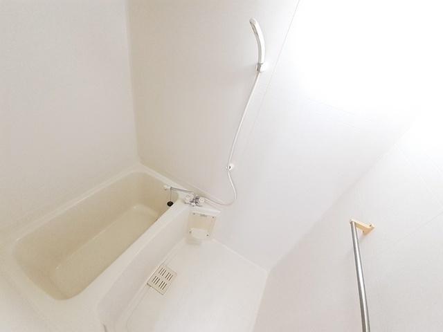 北九州市小倉南区下石田アパート バス／シャワー