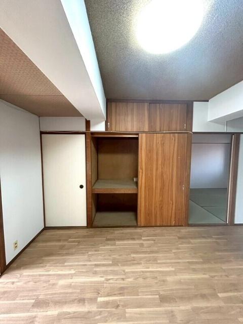 八尋ビル（401） 収納