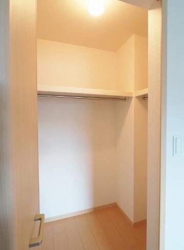 フレシール小倉東Ｒ 収納