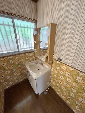 ハワイアンハウス光町 洗面