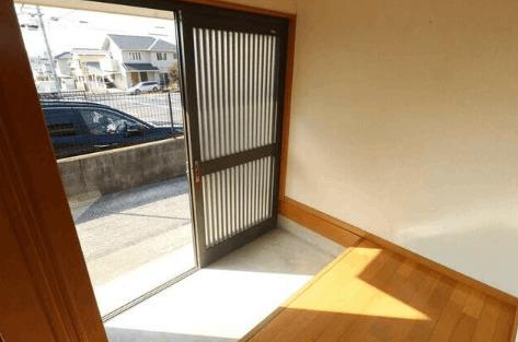 北九州市小倉南区湯川一戸建 玄関