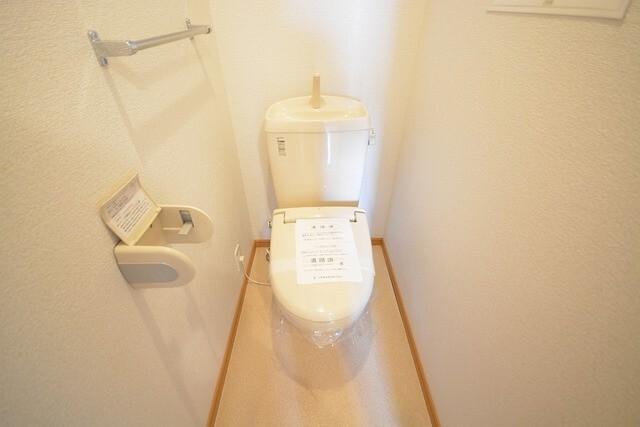 北九州市小倉南区葛原東アパート トイレ