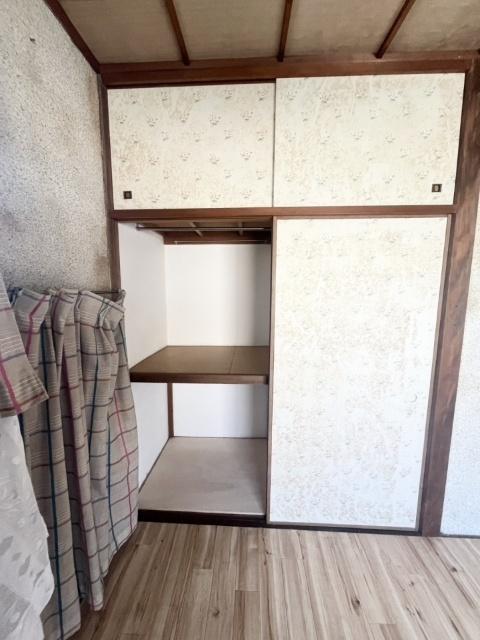上本町戸建 収納