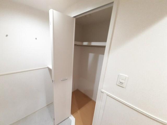 シェーナ下到津 収納