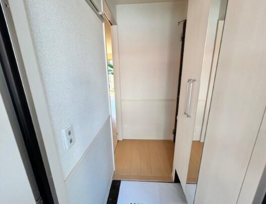 D-K house 玄関