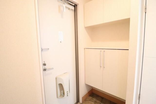 北九州市小倉南区城野アパート 玄関