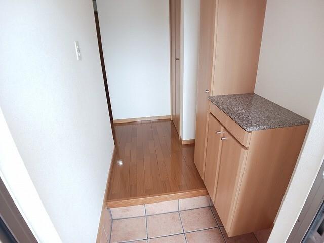 北九州市小倉南区葛原本町アパート 玄関