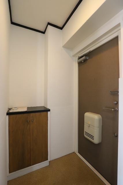 山王マンション（302） 玄関