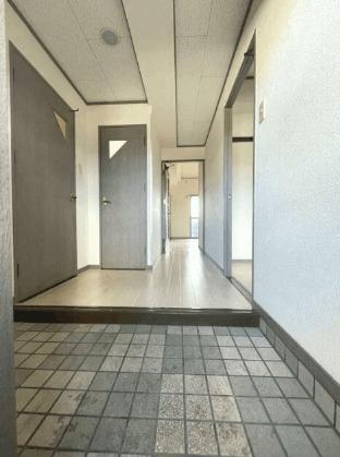 ニューエバーグリーン小倉 玄関