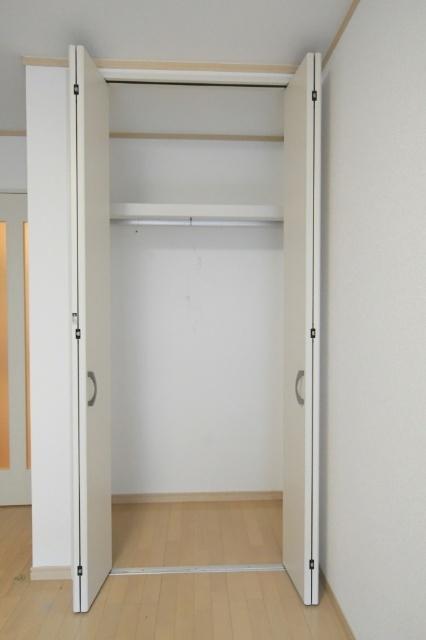 プランドール三萩野 収納