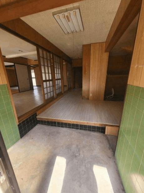 行橋市稲童戸建賃貸 玄関