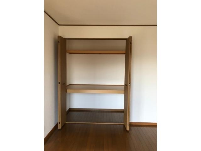 ファミール葛原Ⅰ 収納