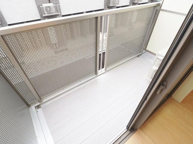 北九州市小倉南区葛原東アパート バルコニー
