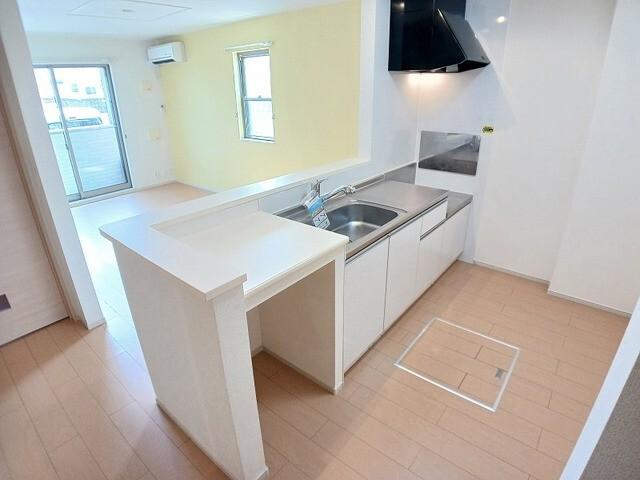 北九州市小倉南区朽網東アパート キッチン