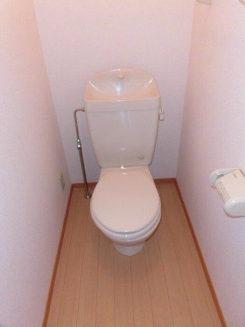 北九州市小倉南区葛原東アパート トイレ