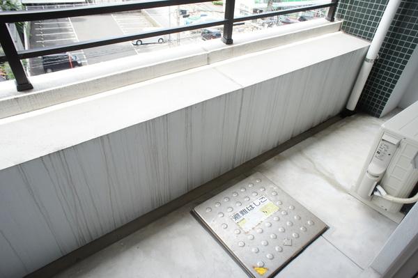 北九州市小倉北区中津口マンション バルコニー