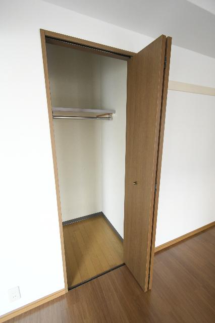 オールセインツ 収納