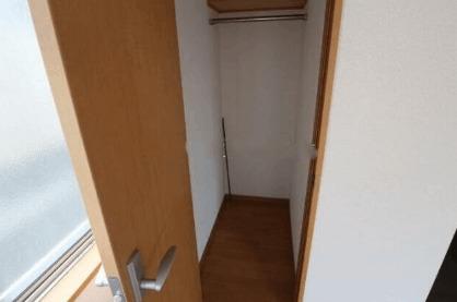 新池貸家 玄関