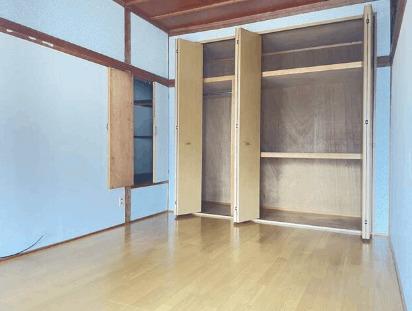 神幸町戸建 収納