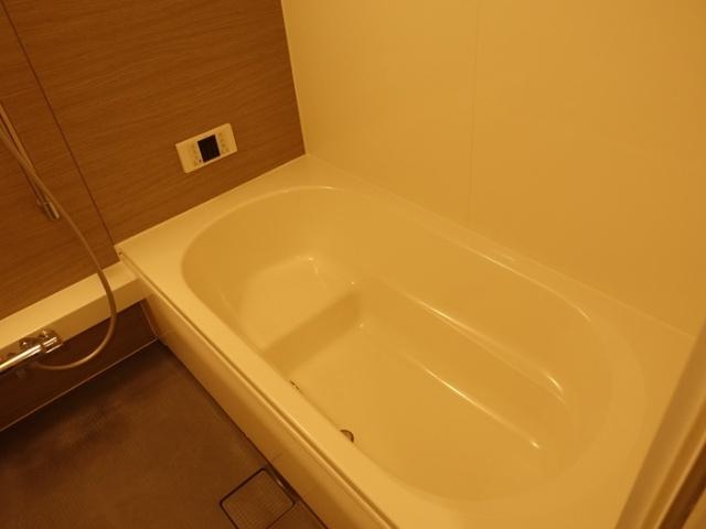 北九州市小倉南区葛原本町アパート バス／シャワー