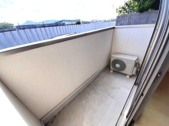 北九州市小倉南区葛原東アパート バルコニー