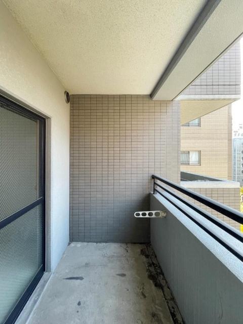 ｸﾛｽｽﾃｰｼﾞ博多駅前（905） バルコニー