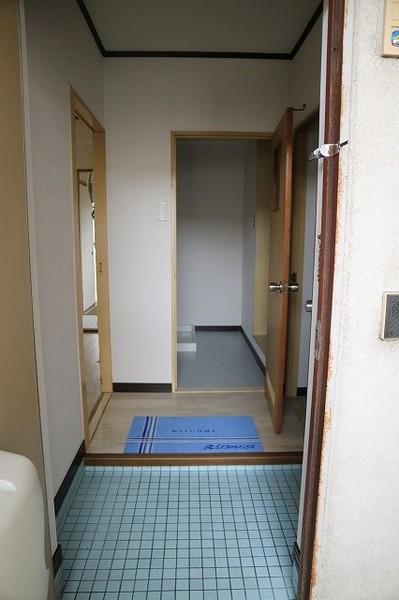 スリム西小倉 玄関