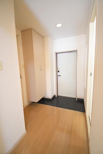 REZIA小倉 玄関