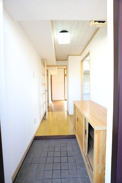小笠原ビル（303） 玄関