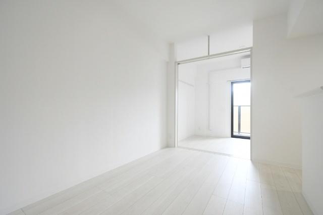 LEGEND紺屋町 リビング