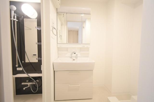 LEGEND紺屋町 洗面