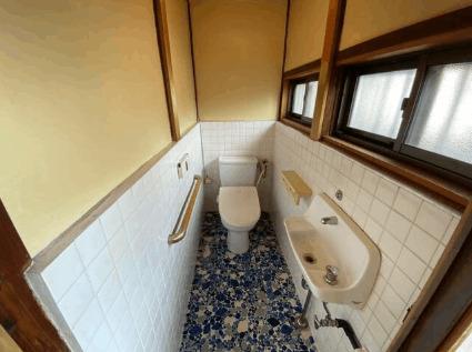 木町4丁目貸家 トイレ