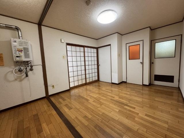 ユートクコーポ城野 玄関