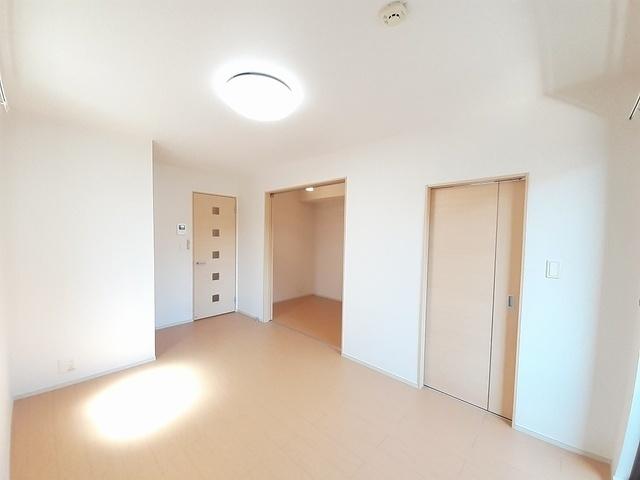 北九州市小倉南区葛原東アパート リビング