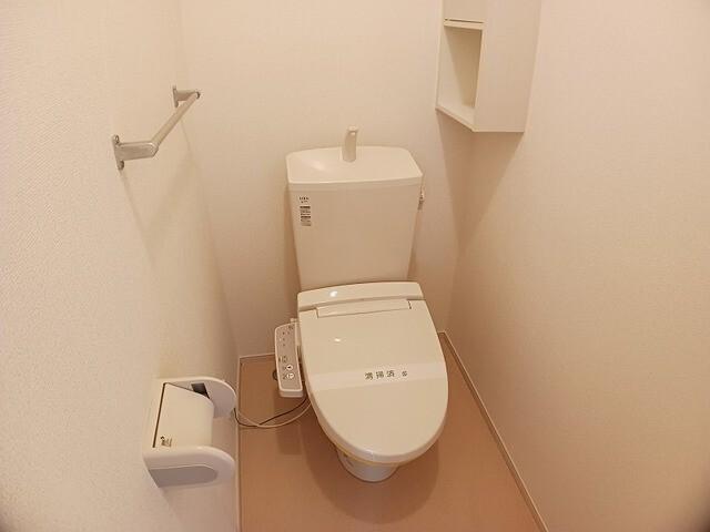 北九州市門司区大里桃山町アパート トイレ