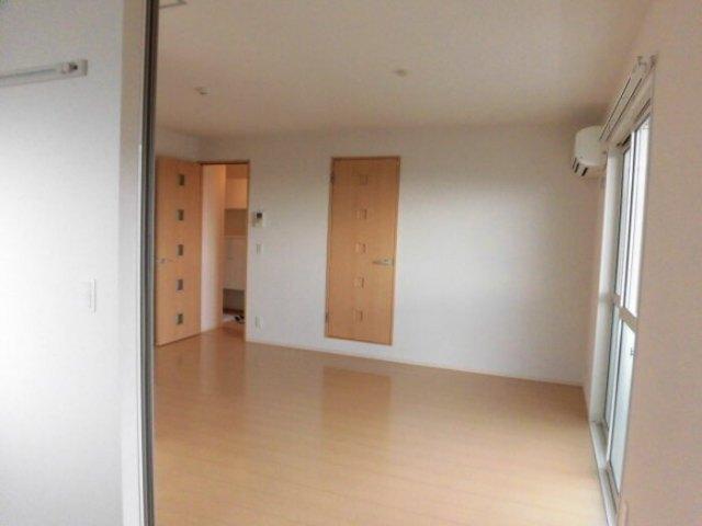 北九州市小倉南区葛原本町アパート リビング