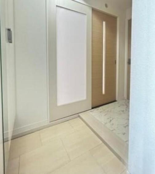 Ｖｅｎｔ Ｖｅｒｔ 丸町 玄関