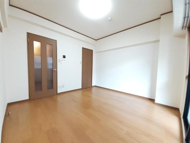 北九州市小倉北区下到津マンション リビング