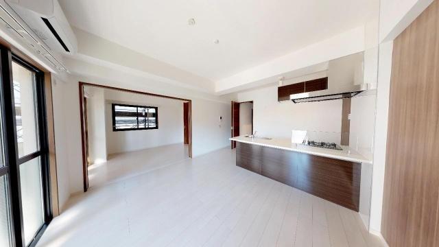 THE SQUARE Platinam Residence リビング