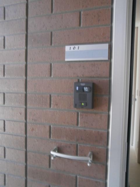 D-room城野 玄関