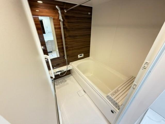 北九州市小倉北区高峰町アパート バス／シャワー
