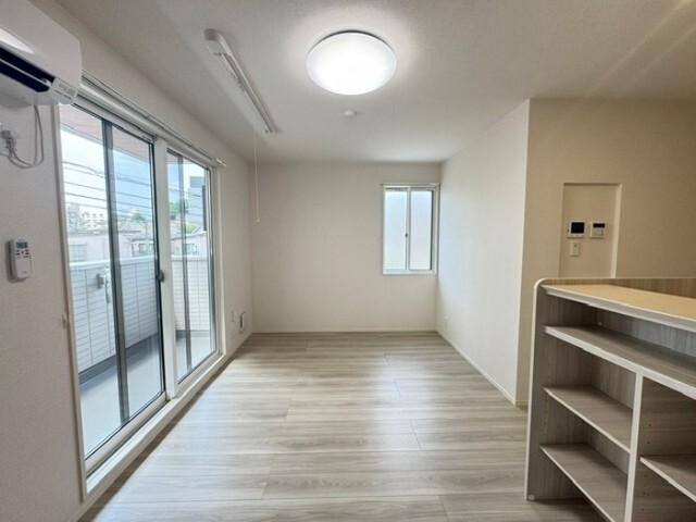 北九州市小倉北区高峰町アパート リビング