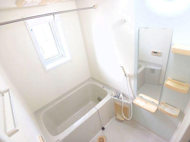 北九州市小倉南区中吉田アパート バス／シャワー