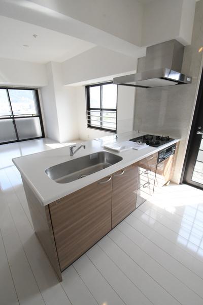 THE・SQUARE Suite Residence キッチン