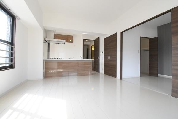 THE・SQUARE Suite Residence リビング